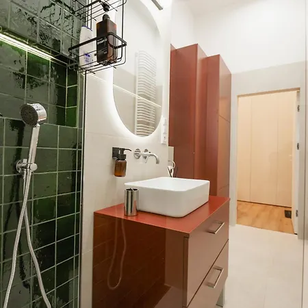 Apartman Quiet Style Garden Near Center Self Checkin *